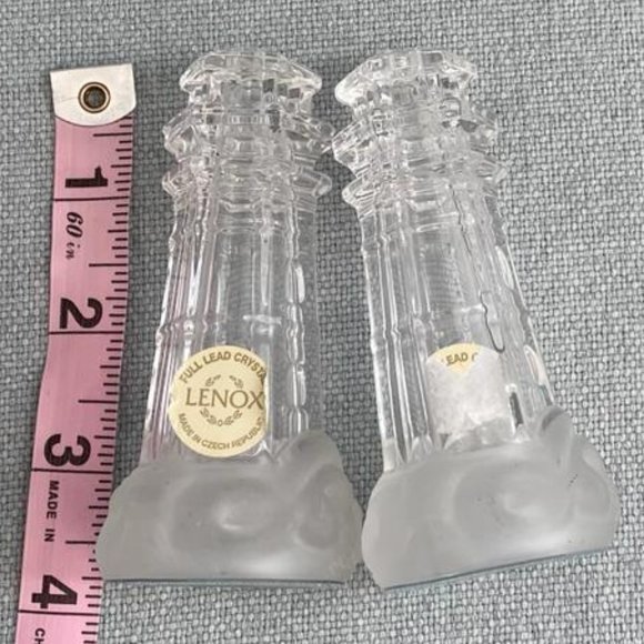 LENOX Crystal Glass Lighthouse Salt & Pepper Shakers Frosted Waves Base - Picture 3 of 8